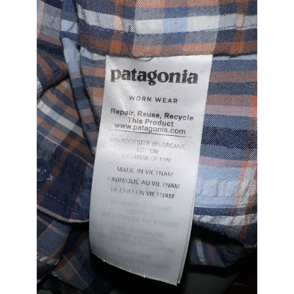 Patagonia Button Up Shirt Mens Large Plaid Short Sleeve Seersucker Hiking - Picture 4 of 7